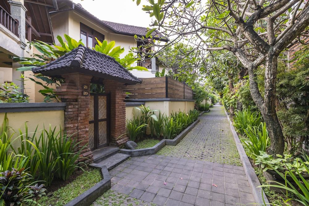 Bali Ayu Hotel & Villas Kuta  Ngoại thất bức ảnh